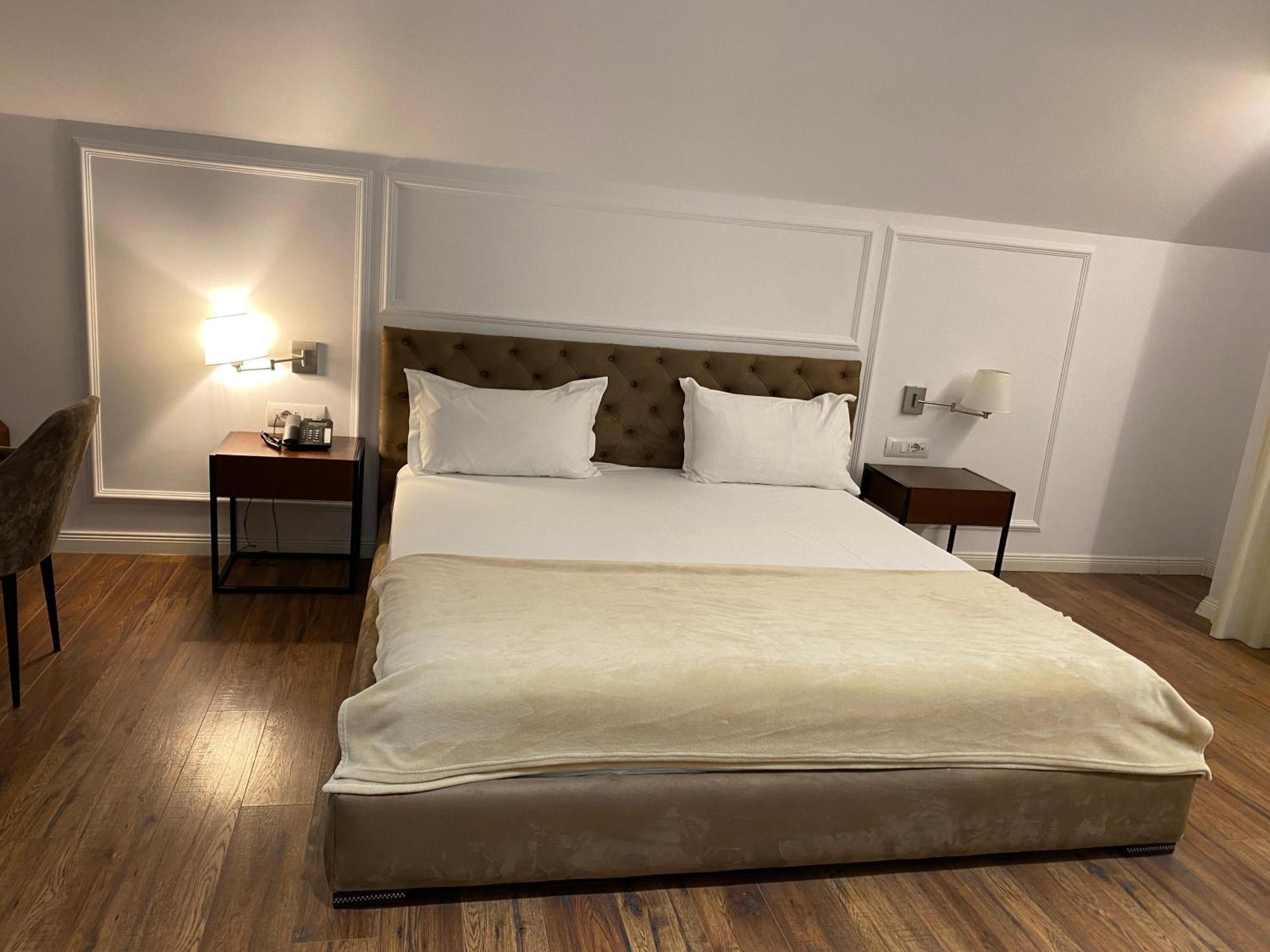 Hotel Zeus Rinas
