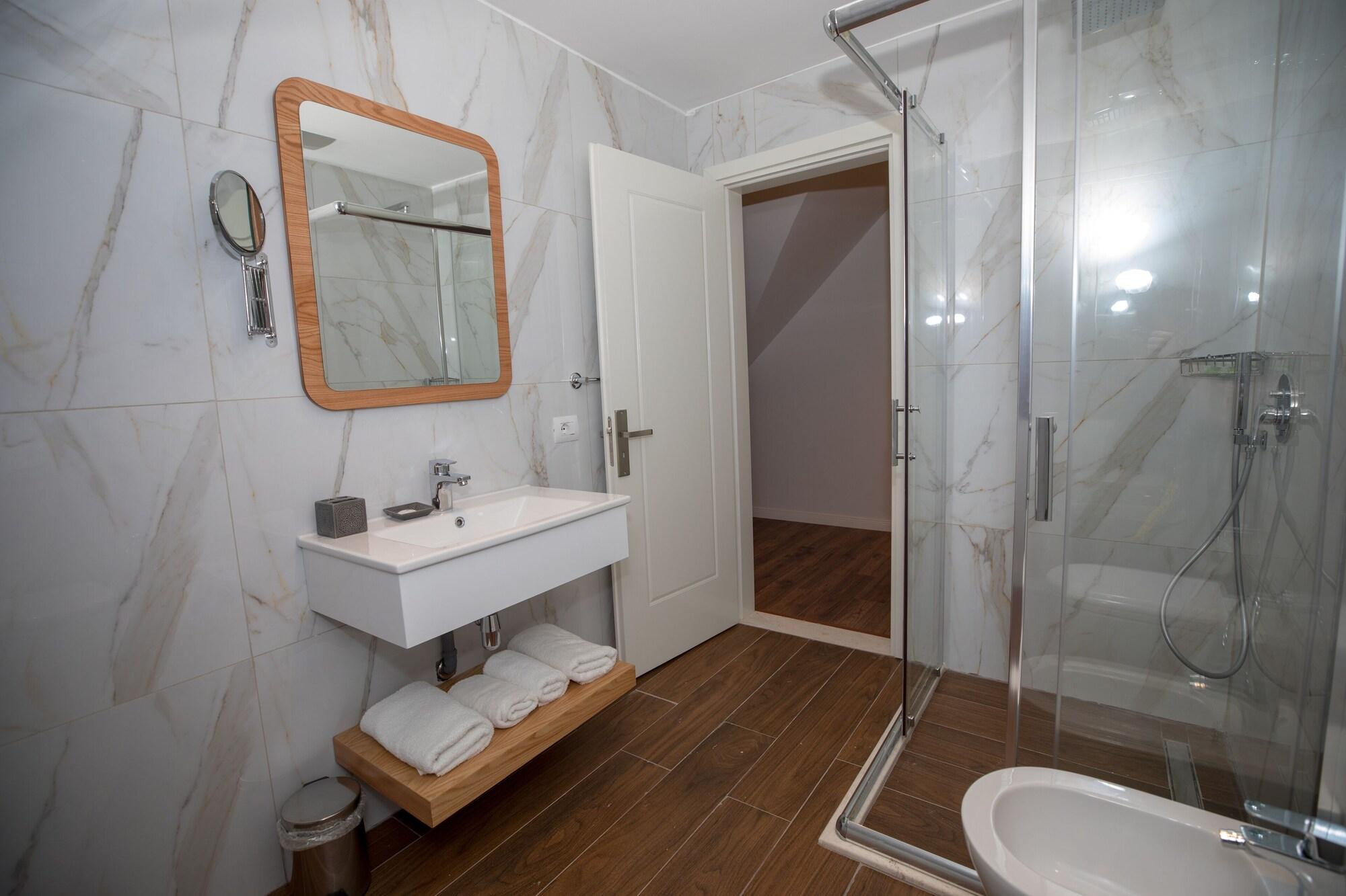 Hotel Zeus 4*