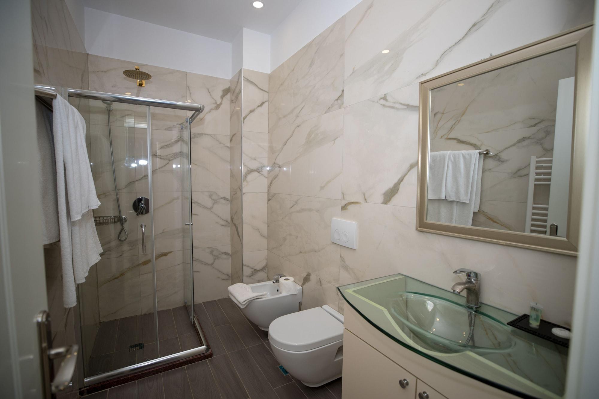 Hotel Zeus 4*