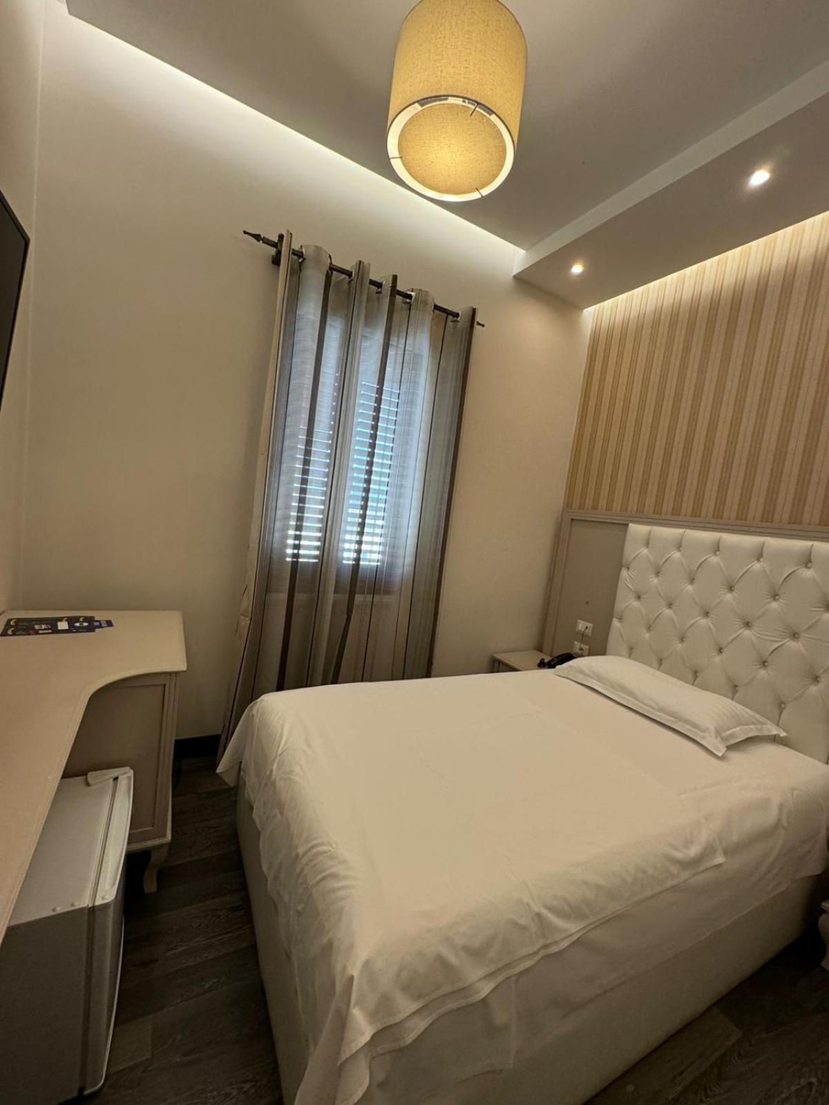 Hotel Zeus Rinas