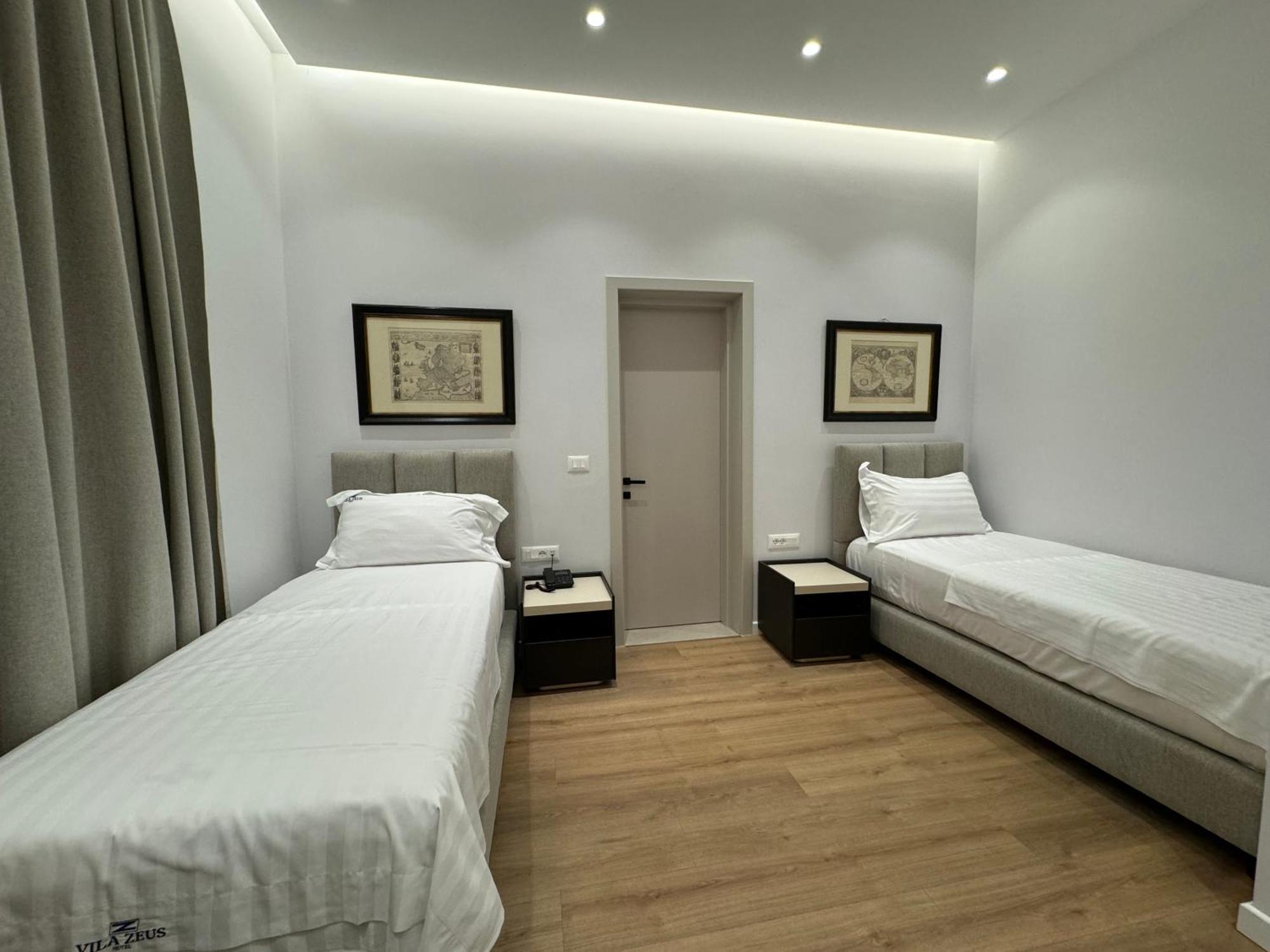 Zeus Hotel